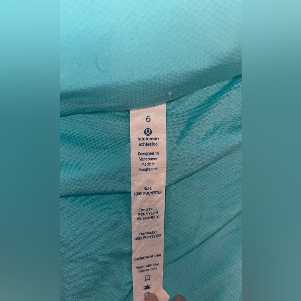Lululemon jacket - Picture 4 of 10